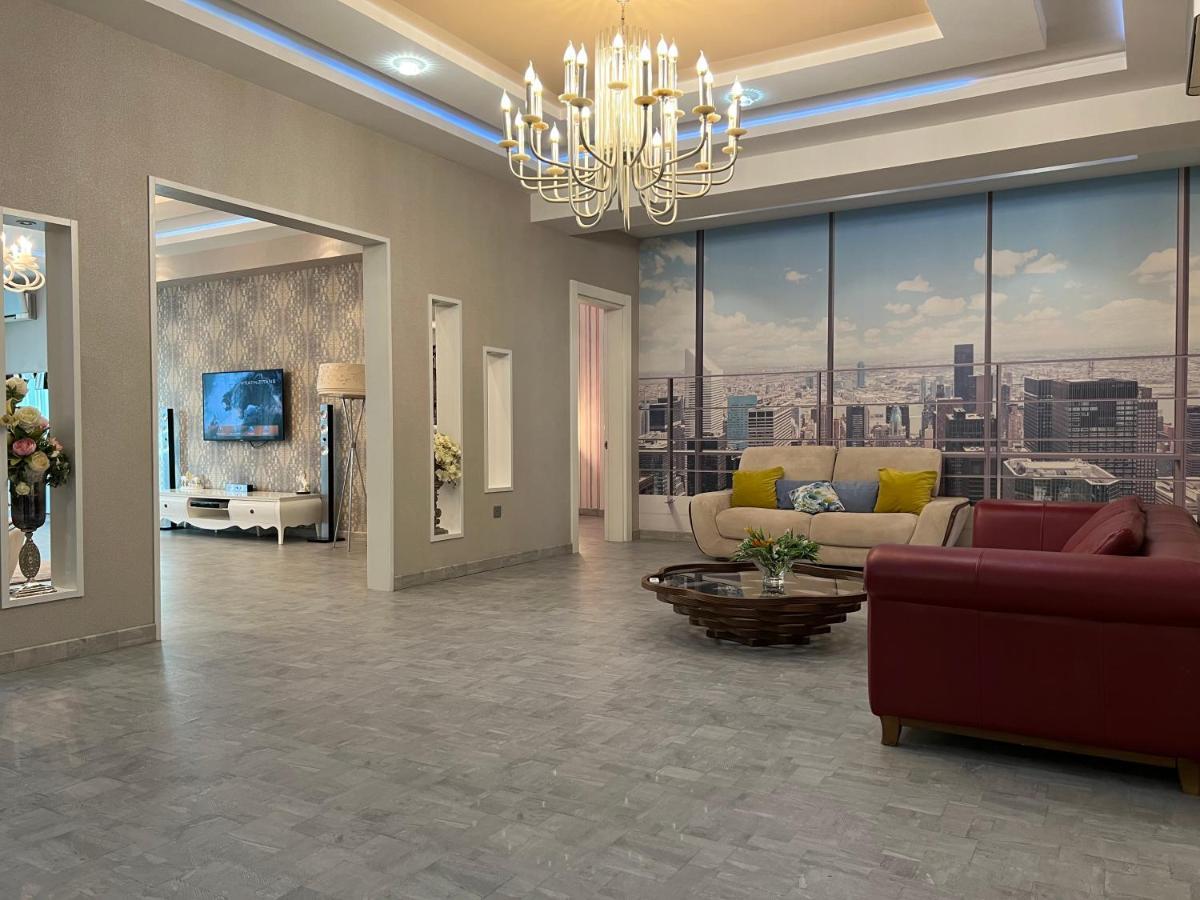 Megafun Luxury Family Apartment Bakú Exterior foto