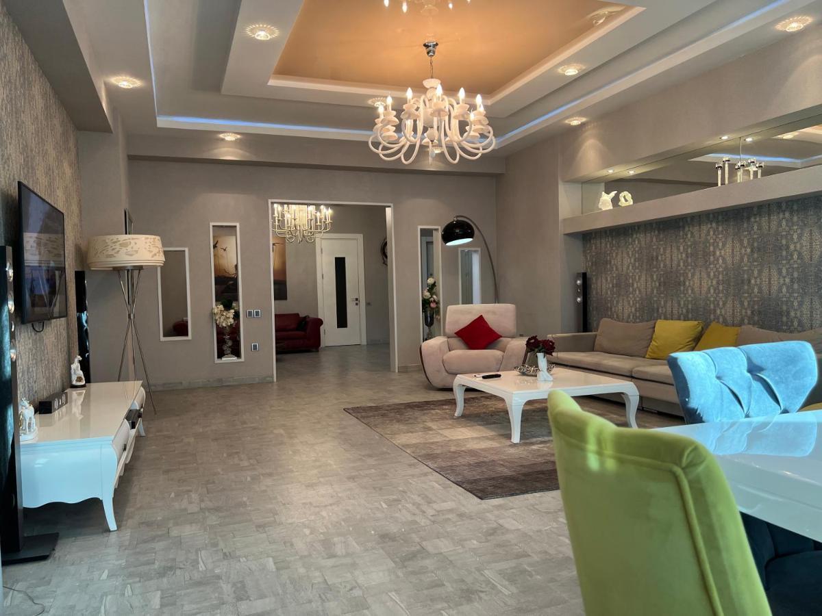 Megafun Luxury Family Apartment Bakú Exterior foto
